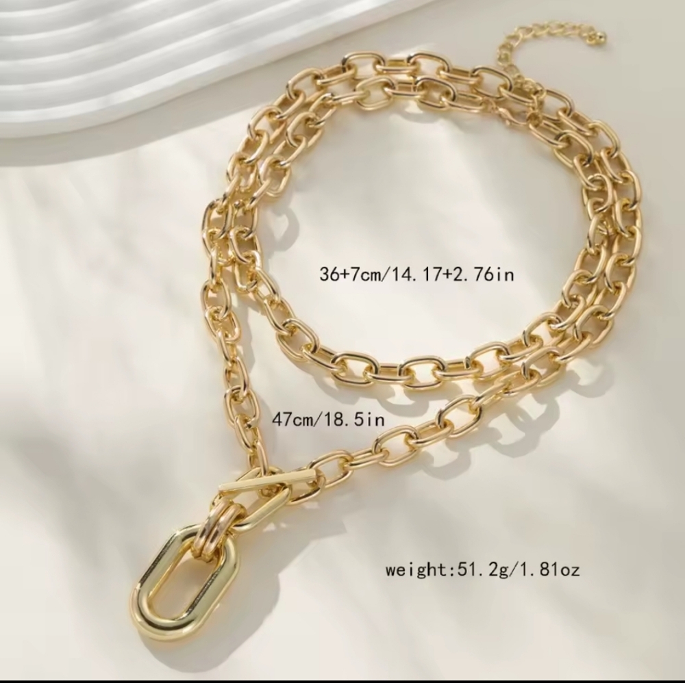Gold Chain Necklace - Picture 4 of 4